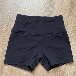 Align shorts